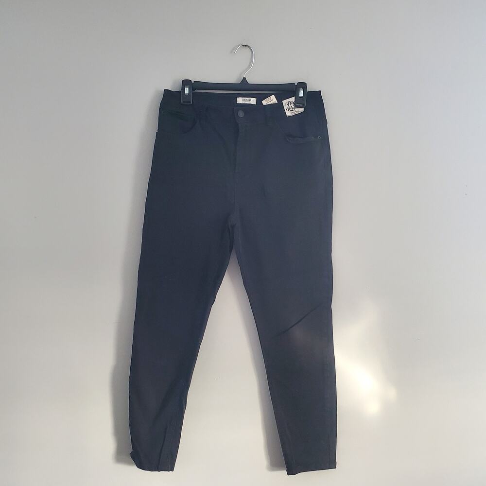 Kensie Black High Roller High Rise Jeans 14/32